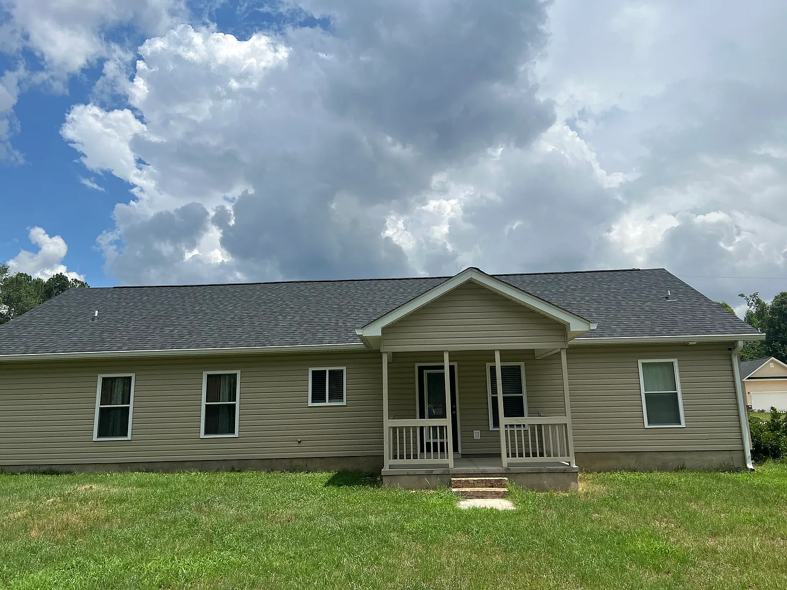 3 bed, 1520 sqft, $2,050 — Photo 2