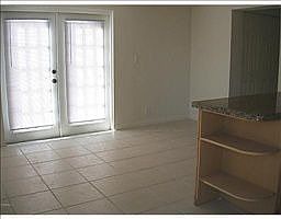 4th image of 1577 NE 53rd St
