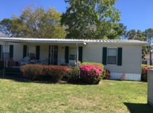 134 Shoreline Ave, Satsuma, FL 32189