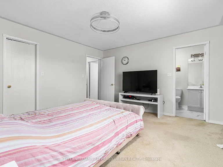 57 Breakwater Dr — Photo 33