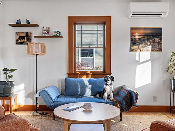 5th image of 916 G St