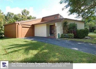 1st image of 8091 Royal Palm Cir #65