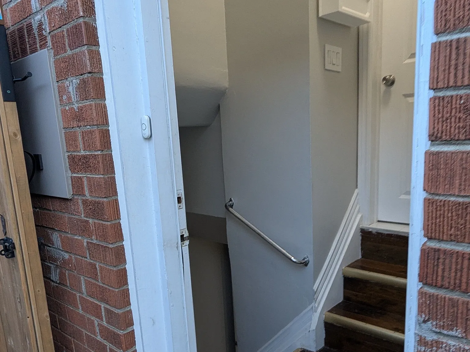 2 bed, $1,800 — Photo 2