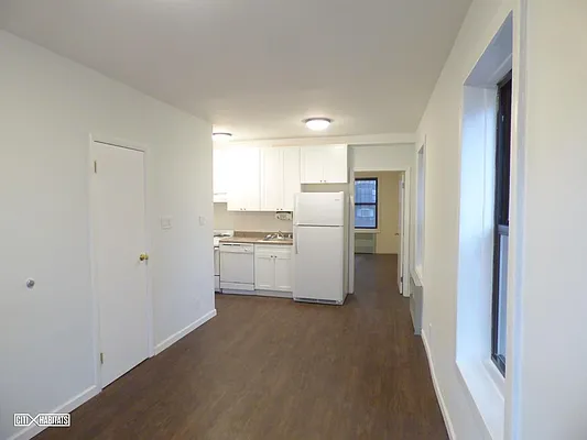 Rented by Citi Habitats | media 41