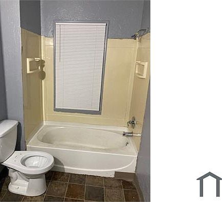 2nd image of 2226 W 95th St
