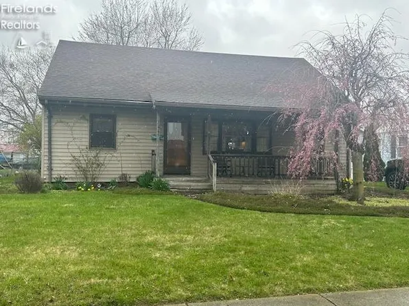 445 N Washington St, Tiffin, OH 44883