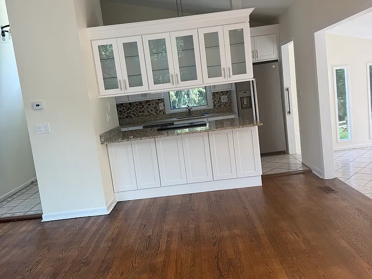 14 Long Lots Rd — Photo 3