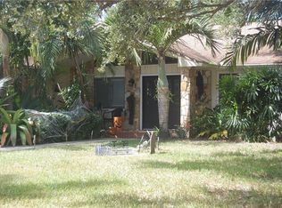 14 Rio Vista Dr, Sewalls Pt, FL 34996