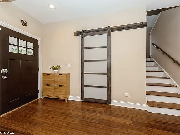 5th image of 3633 N Nordica Ave