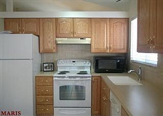 3rd image of 16445 Baja Ct