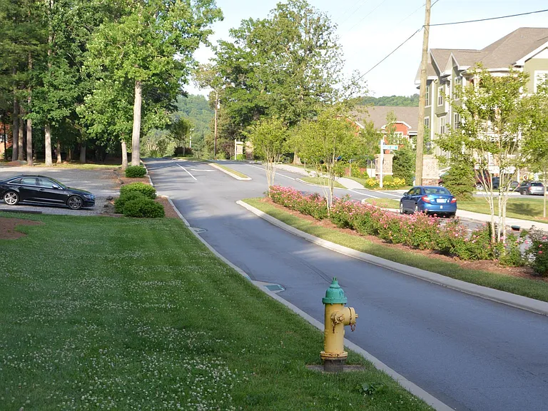 Street view towards Hendersonville Rd.
