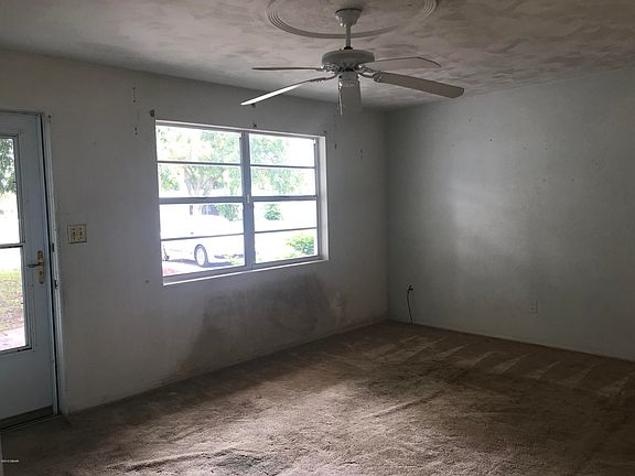 2nd image of 149 Granada St