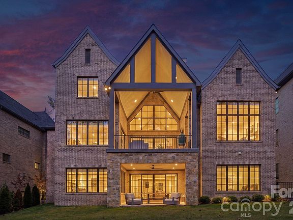 5th image of 6010 Old Providence Ln