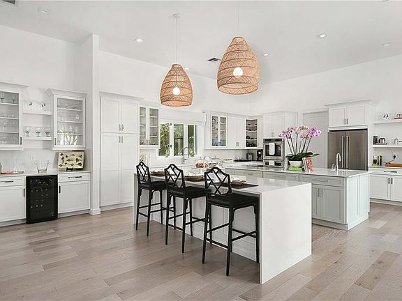 5th image of 8341 Calamandren Way #27