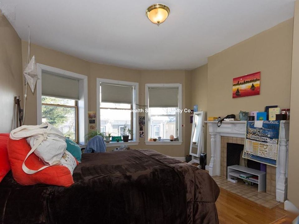 1st image of 17 Highgate St APT 7