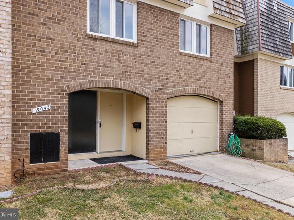 19043 Capehart Dr, Montgomery Village, MD 20886