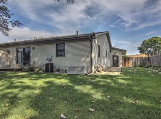 1743 W Ash St, Griffith, IN 46319