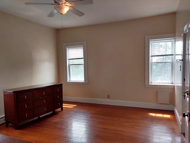 908 Main St #3R — Photo 4
