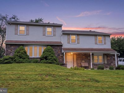 647 Middle Holland Rd, Holland, PA, 18966