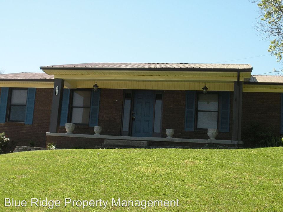 1st image of 1028 Starling Dr