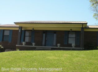 1028 Starling Dr, Kingsport, TN 37660