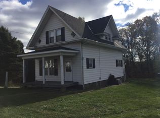 258 May Rd, Follansbee, WV 26037