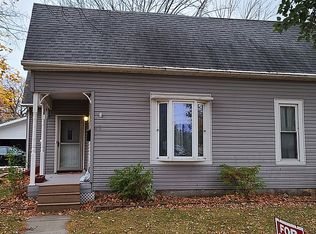 329 N Washington St, Carthage, IL 62321