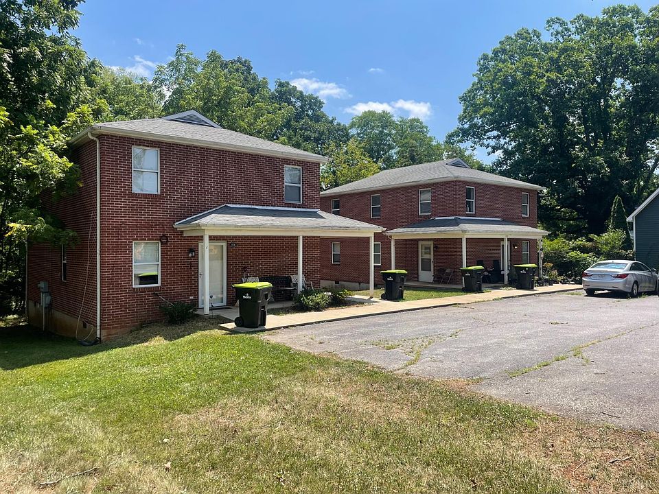 2nd image of 148 Patricia Anne Ln #154