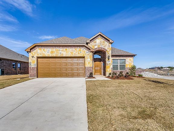 2nd image of 339 Pecos Dr