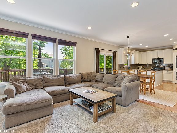 5th image of 133 Leadville Ln