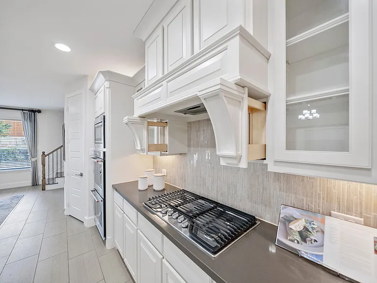 2805 Walnut Creek Ln — Photo 39