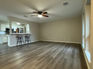 2101 Stone Moss Ln, Grapevine, TX 76051