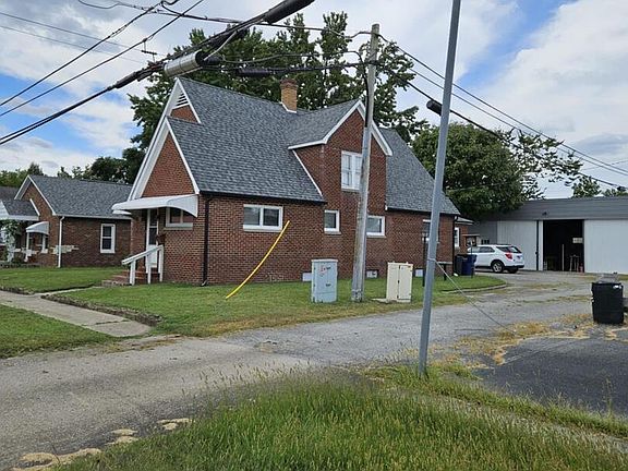 3rd image of 405 S Logan St