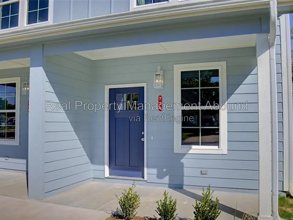 728 S Weenonah Ave