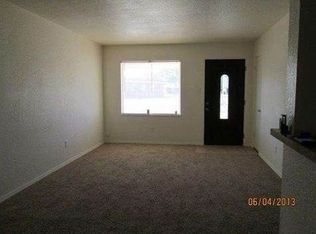 203 E Berry Dr, Hobbs, NM 88240