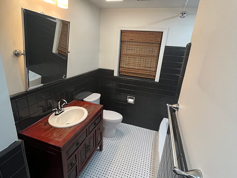 501 Devon Dr — Photo 21