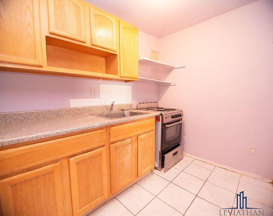 1st image of 2034 3rd Ave #3A