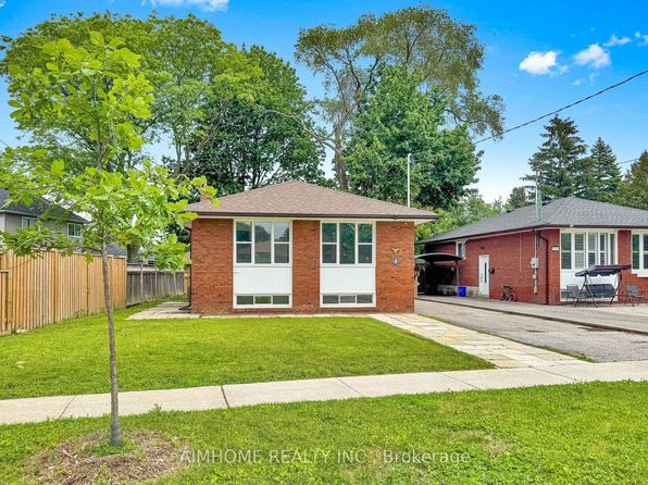 4 Pelmar Pl, Toronto, ON M1G 1G5