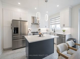 669 Alexander Knox Rd, Pickering, ON L1X 0N5