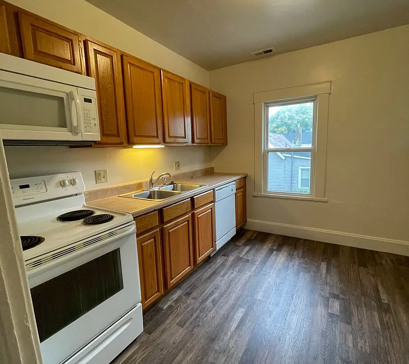 1700-1702 N 12th St- Tetzloff