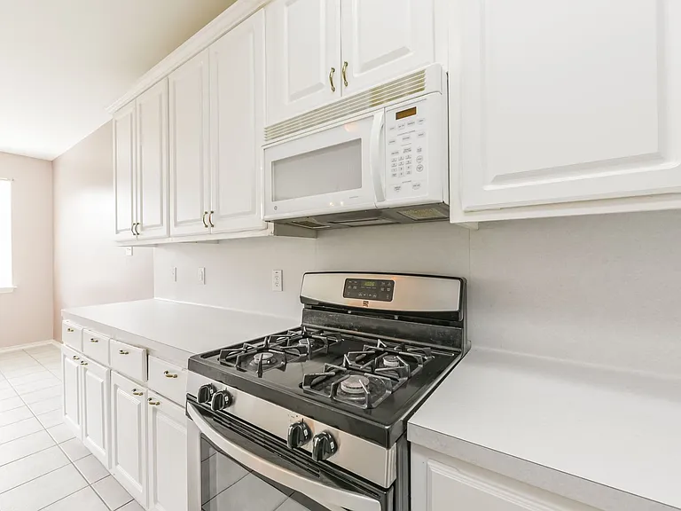 6326 Veranda Green Trl — Photo 17