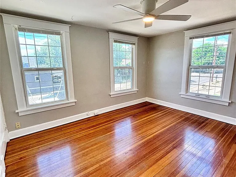 1400 Monroe St — Photo 4