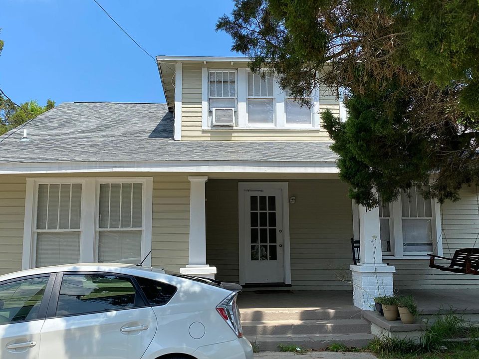2nd image of 1612 E Cervantes St APT 1