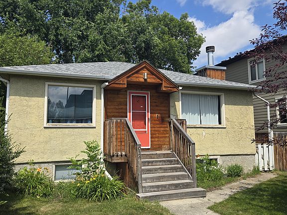 2nd image of 614 21st Ave NE #A