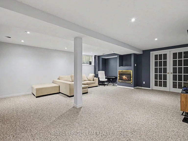 19 Keighley Cir — Photo 15