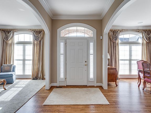 5th image of 43410 Cloister Pl