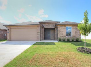 2008 S 16th St, Broken Arrow, OK 74012