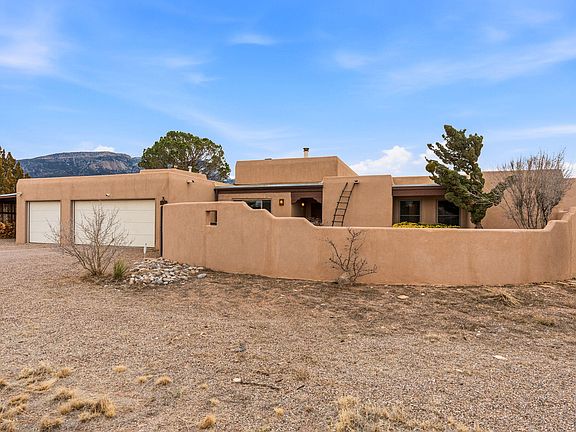 2nd image of 37 Homesteads Rd