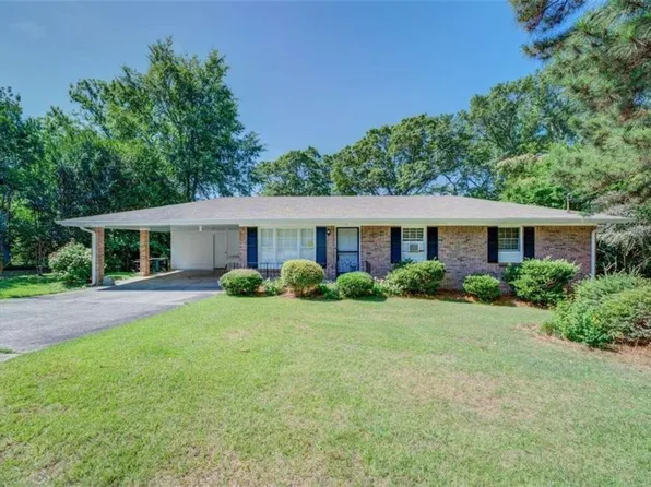 1285 Robin Rd NE, Conyers, GA 30012