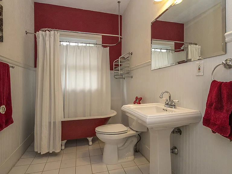 2241 W Rosedale St S — Photo 14
